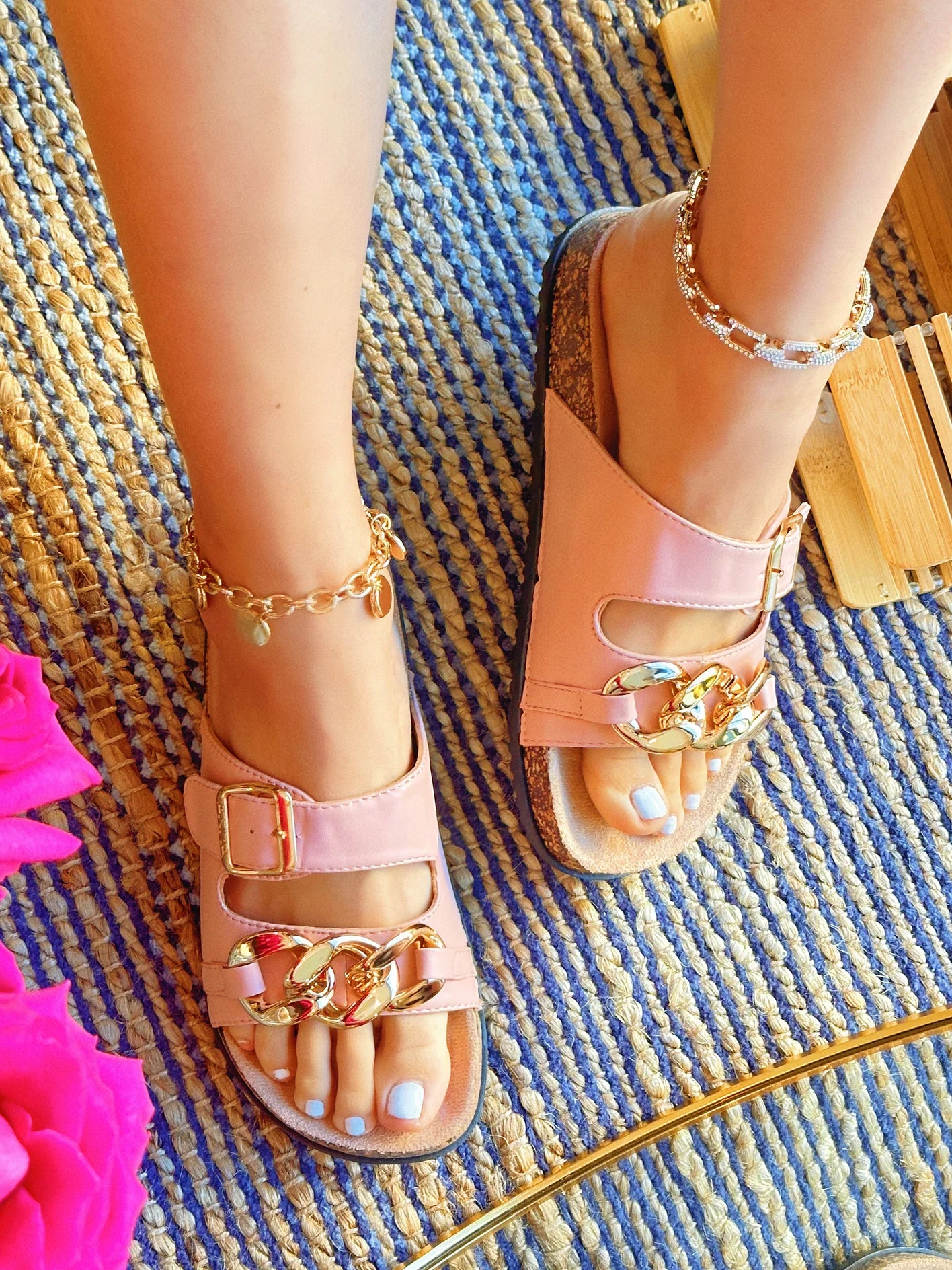 The Silia Sandals Pink